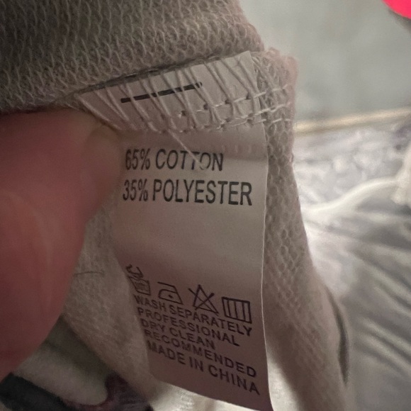 Pull over sweater size M gray, coral, - Picture 4 of 4